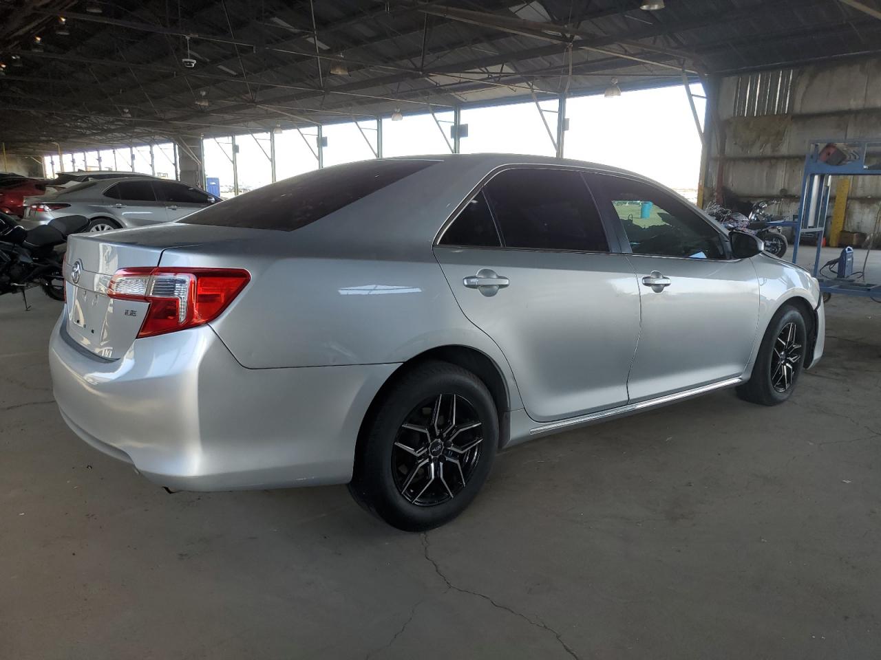 VIN 4T1BF1FK5DU231735 2013 TOYOTA CAMRY no.3