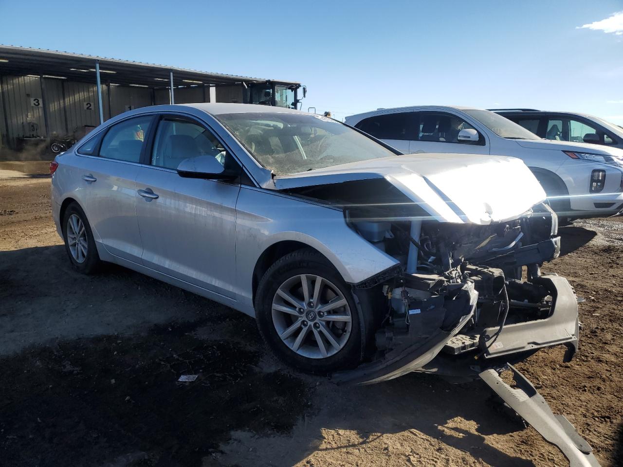 VIN 5NPE24AF2HH460575 2017 HYUNDAI SONATA no.4