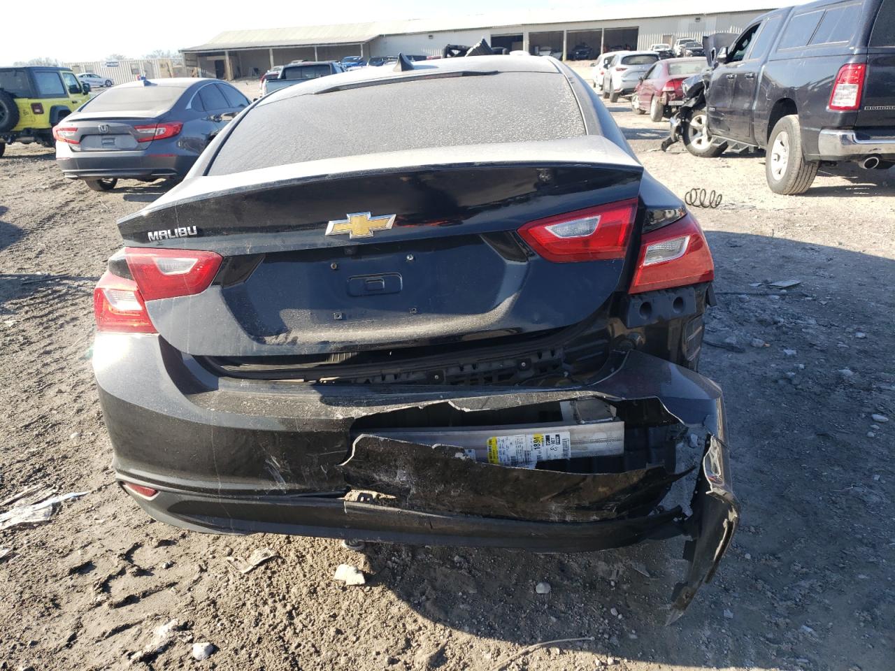 2017 Chevrolet Malibu - Image 6