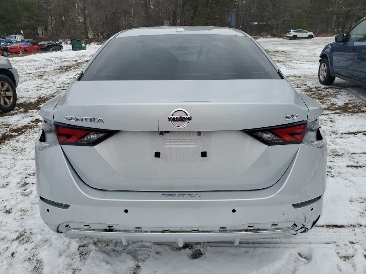 2022 Nissan Sentra - Image 6