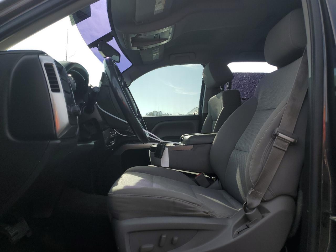 2014 Chevrolet Silverado - Image 7