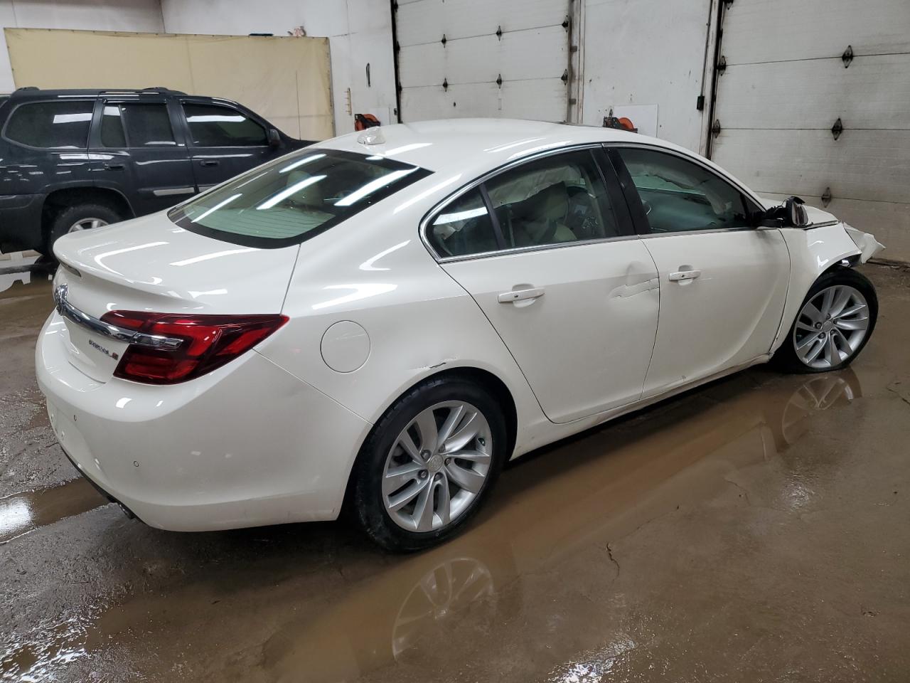 2015 Buick Regal - Image 3