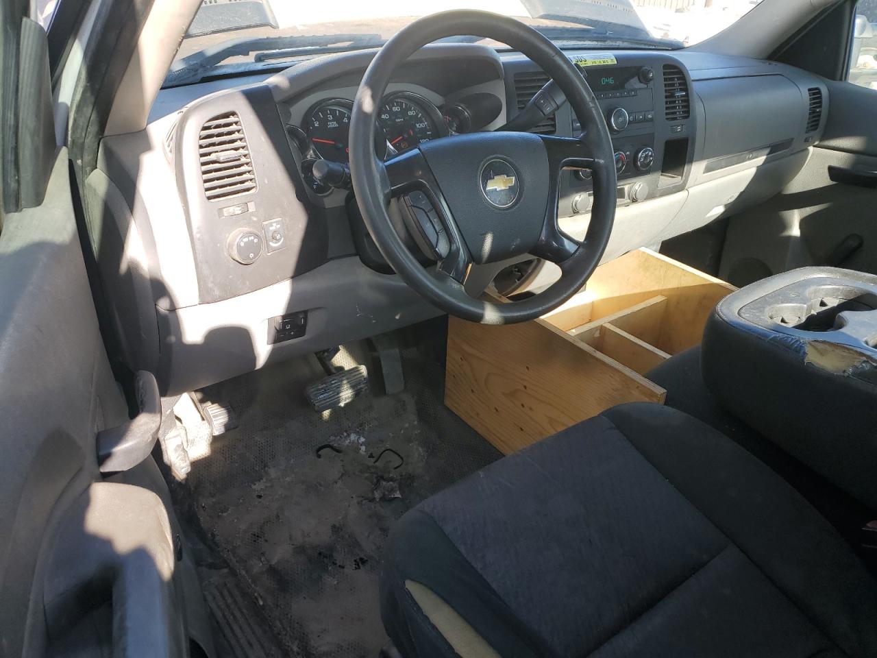 2013 Chevrolet Silverado - Image 8