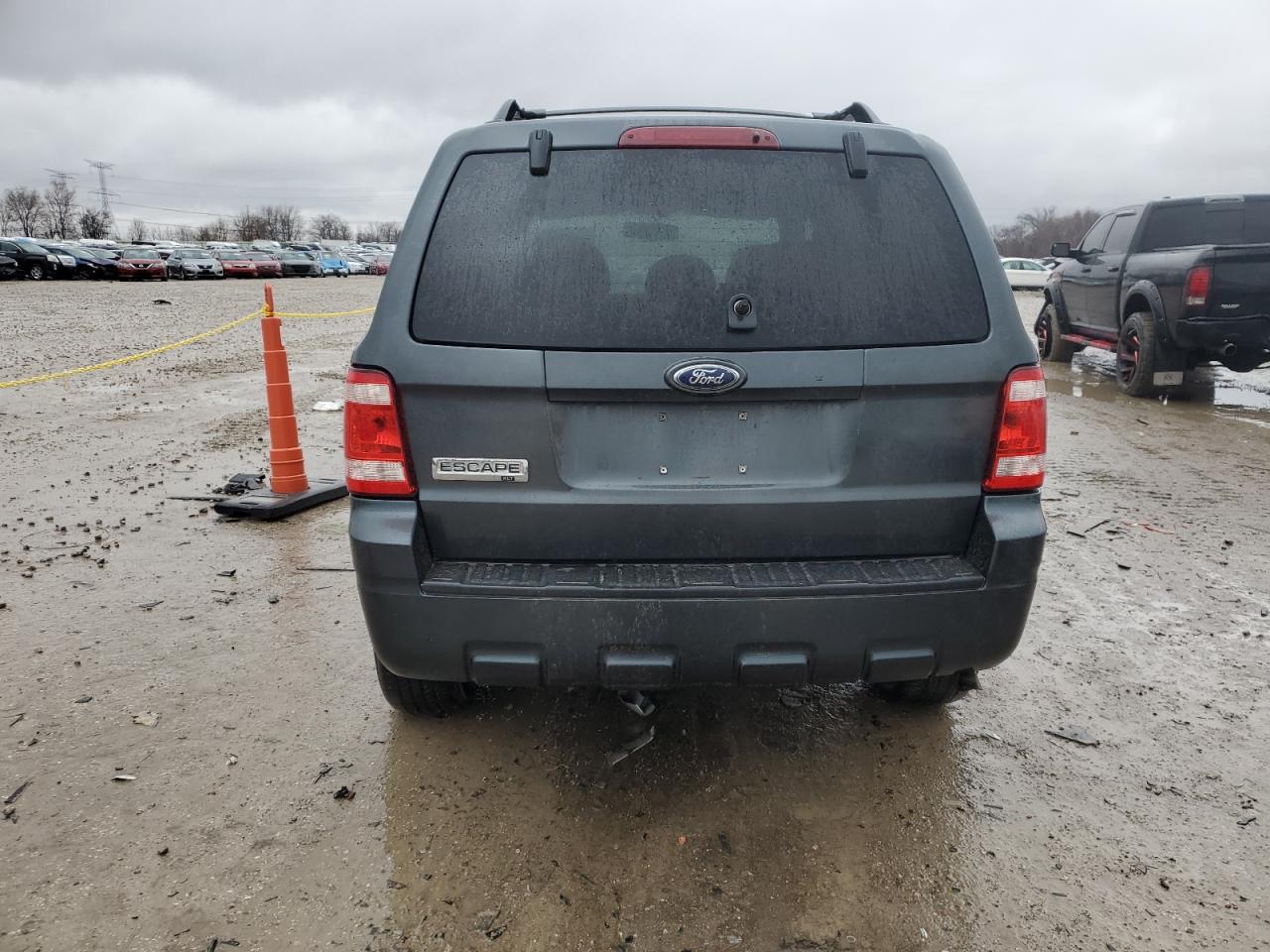 2009 Ford Escape - Image 6