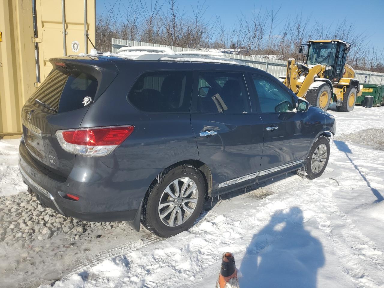 2013 Nissan Pathfinder - Image 3