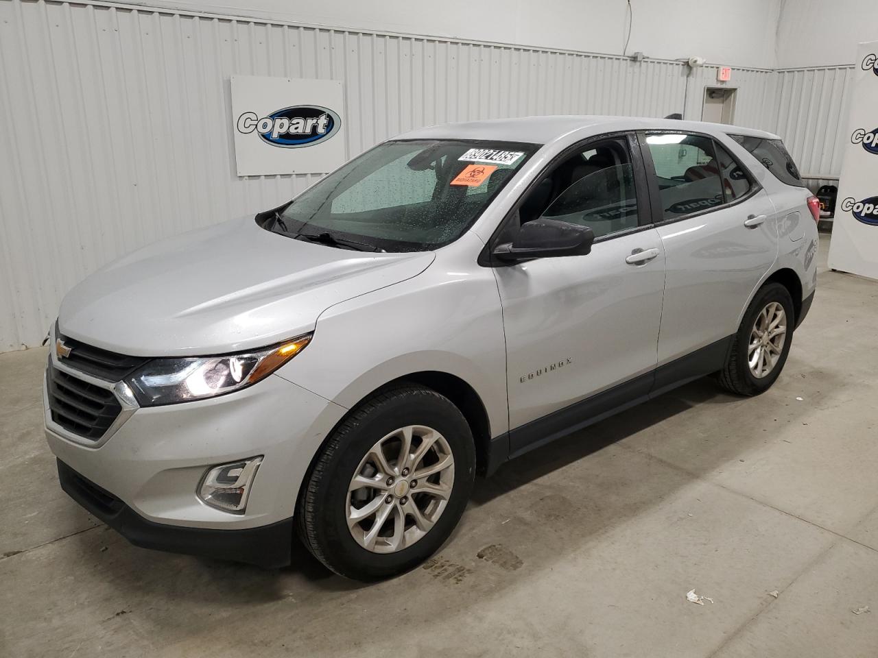 2020 Chevrolet Equinox - Image 1