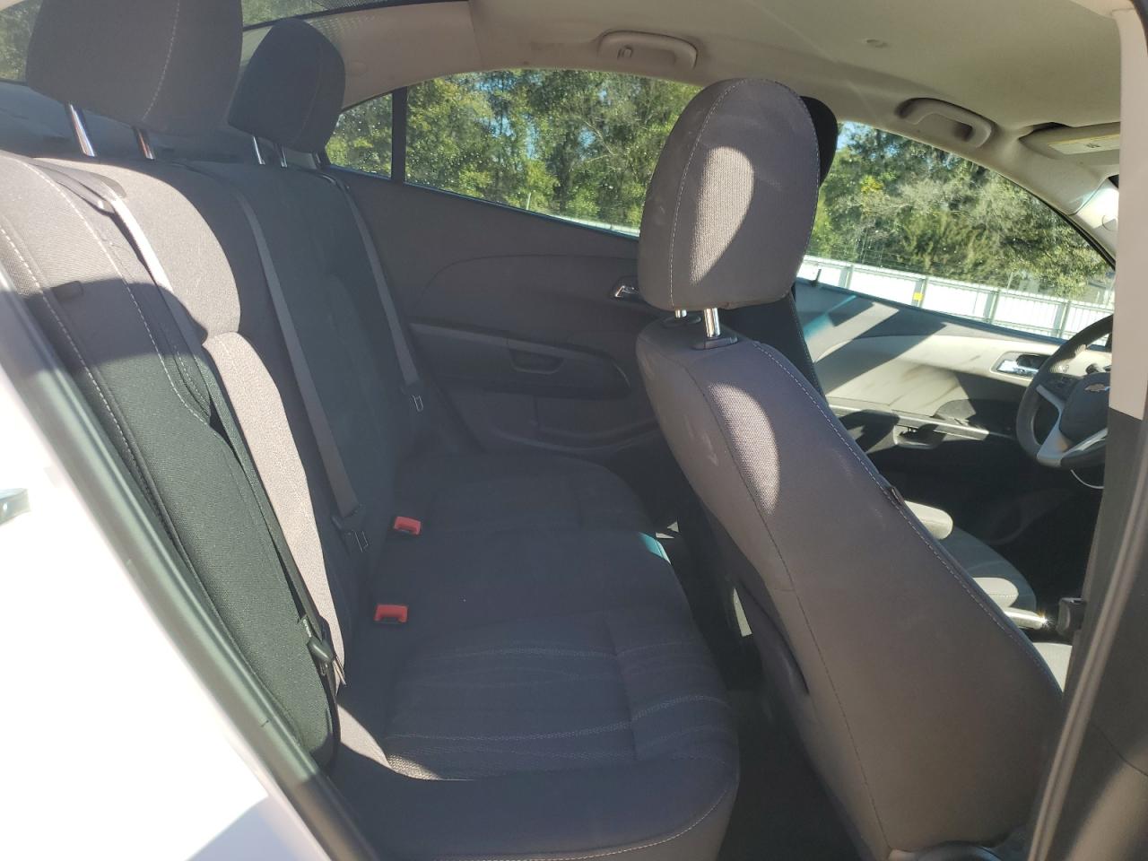 2019 Chevrolet Sonic - Image 10