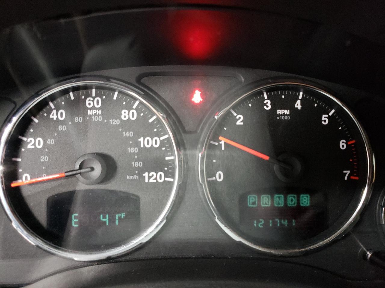 2010 Jeep Liberty (North America) - Image 9