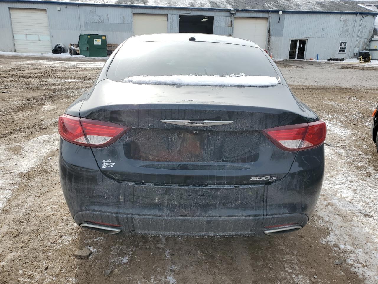 2016 Chrysler 200 - Image 6