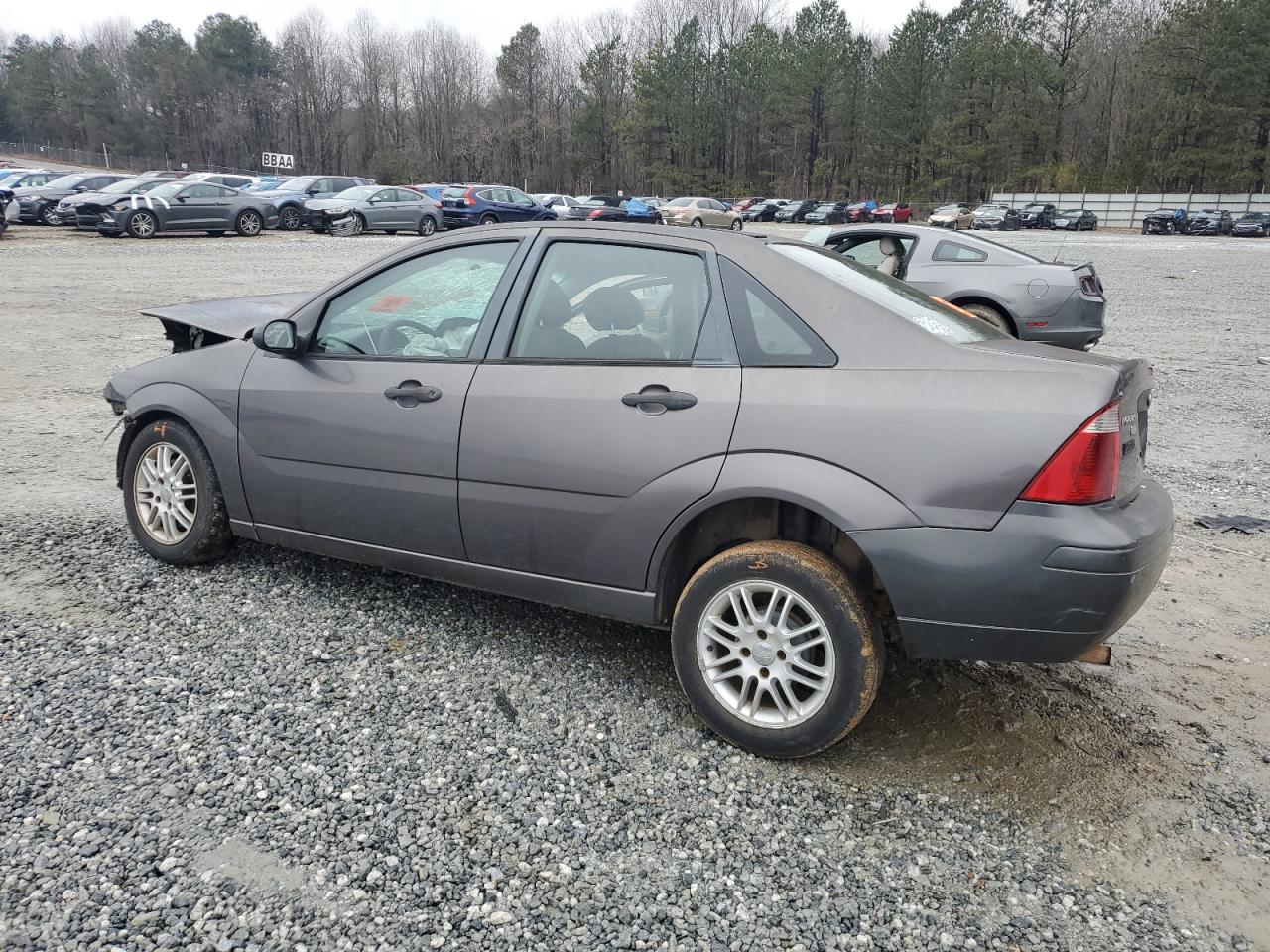 2007 Ford Focus - Image 2