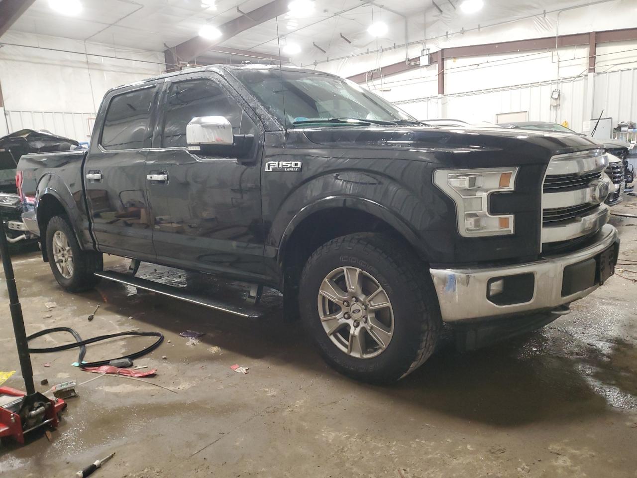 2017 Ford F-150 - Image 4