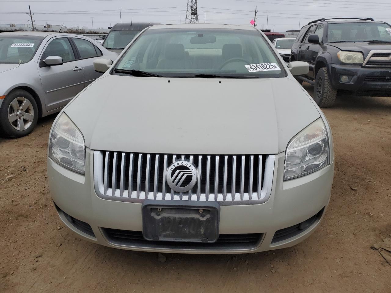 2008 Mercury Milan - Image 5