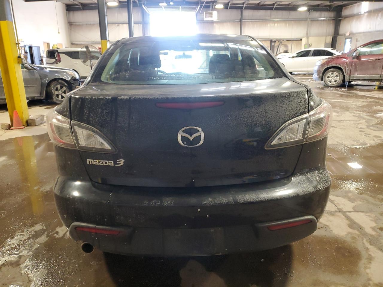 2011 Mazda 3 I VIN: JM1BL1VGXB1394115 Lot: 89133625