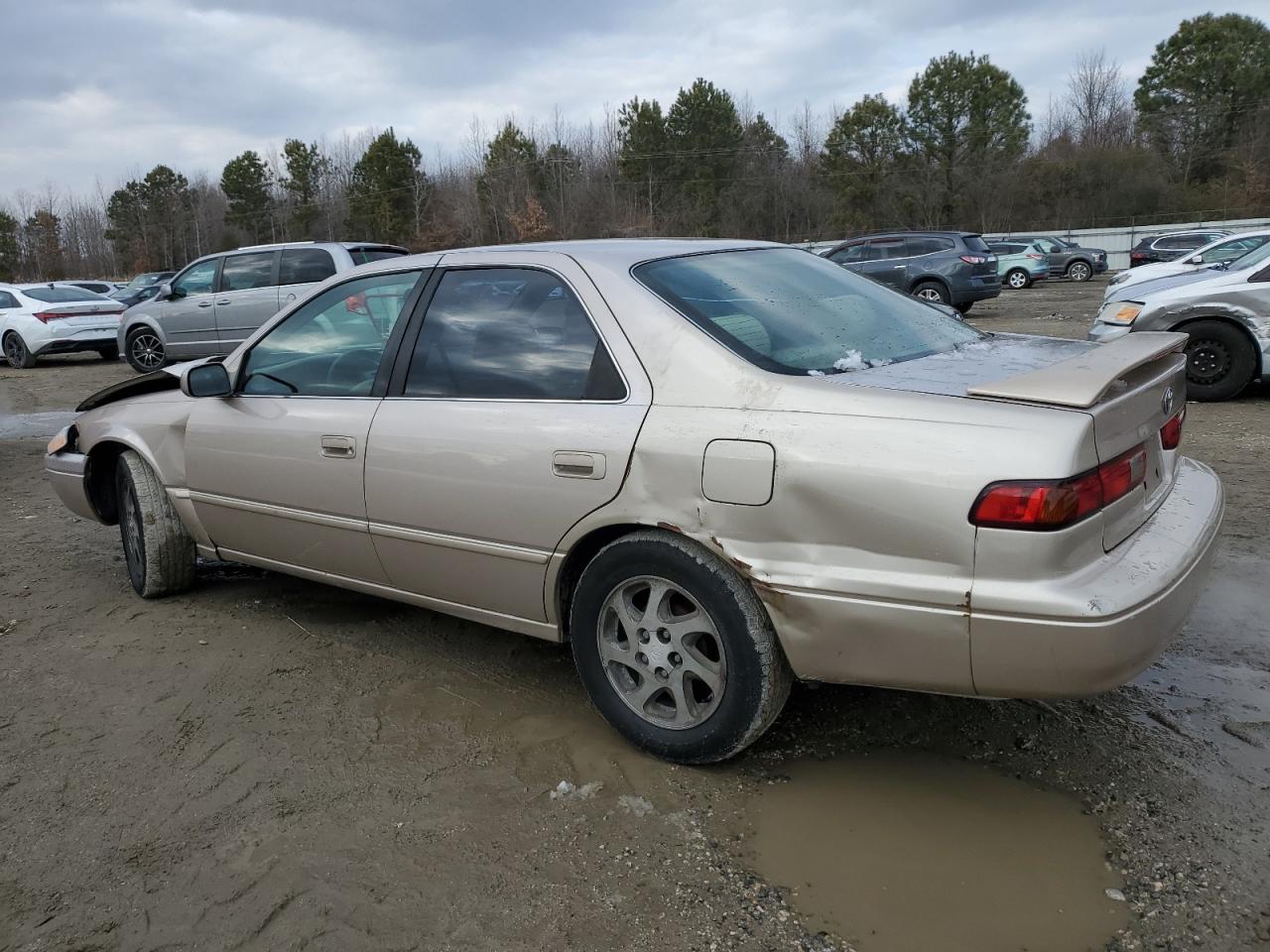 1998 Toyota Camry - Image 2