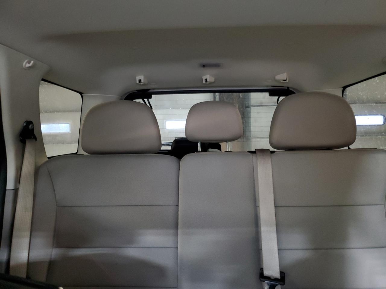 2010 Ford Escape - Image 10