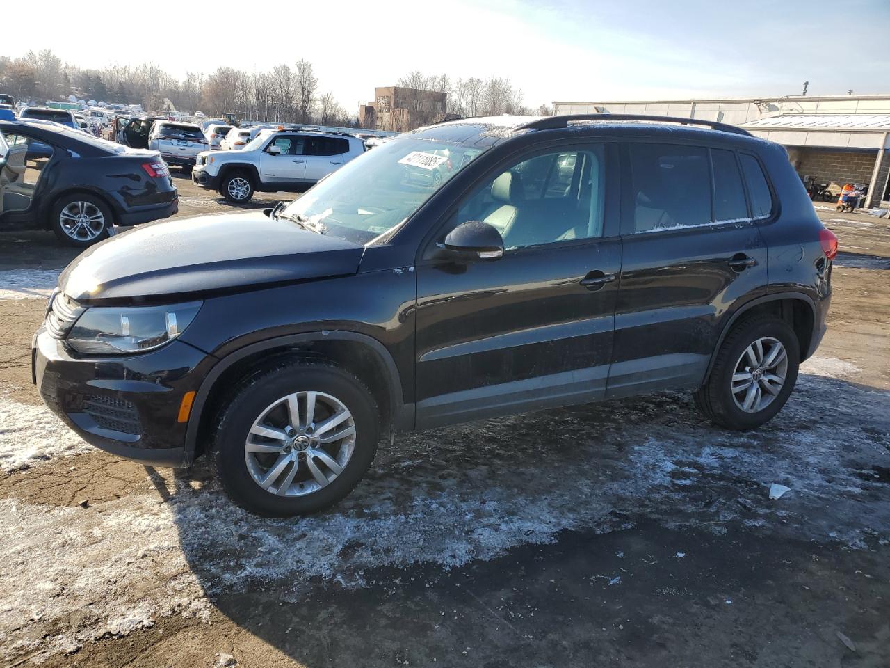 2017 Volkswagen Tiguan - Image 1