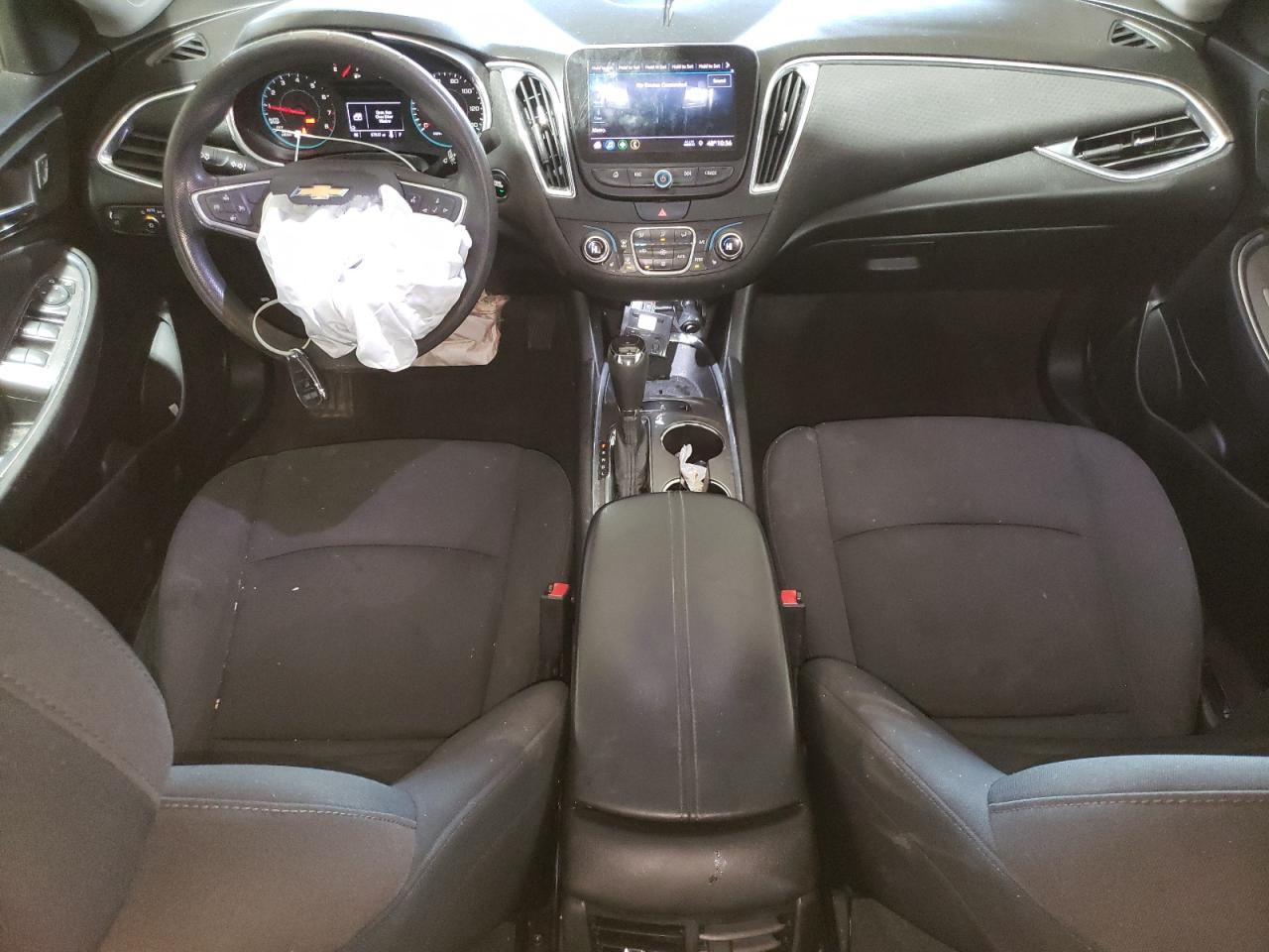 2019 Chevrolet Malibu - Image 8