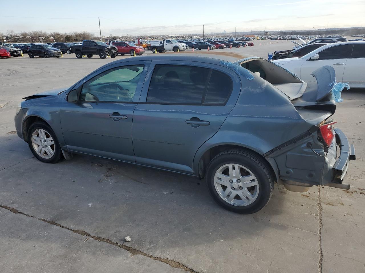 2005 Chevrolet Cobalt - Image 2