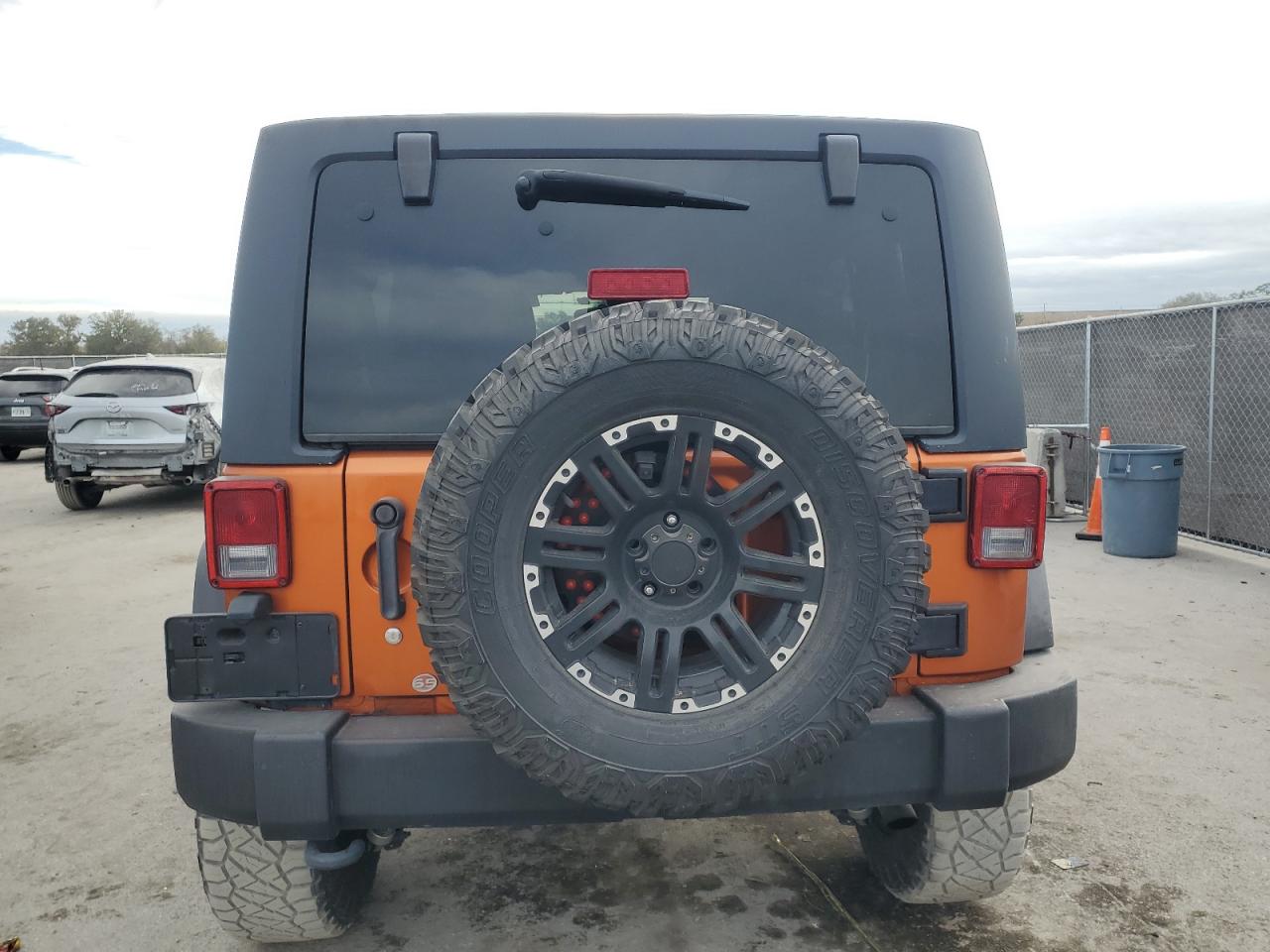 2011 Jeep Wrangler - Image 6