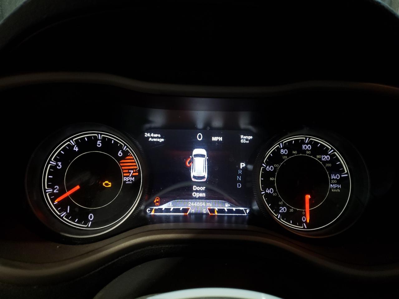 2017 Jeep Grand Cherokee - Image 9