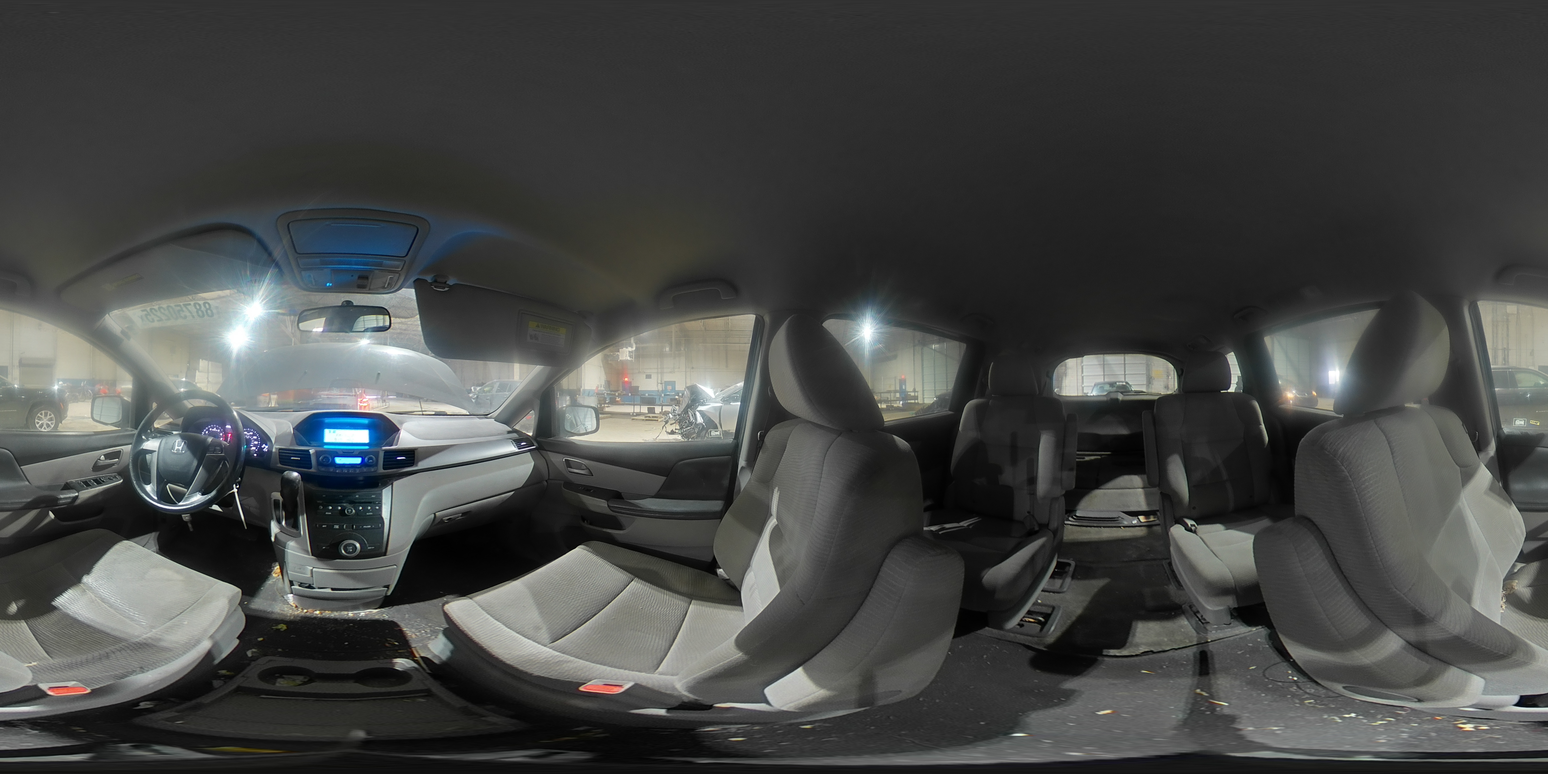 2012 Honda Odyssey - Image 14