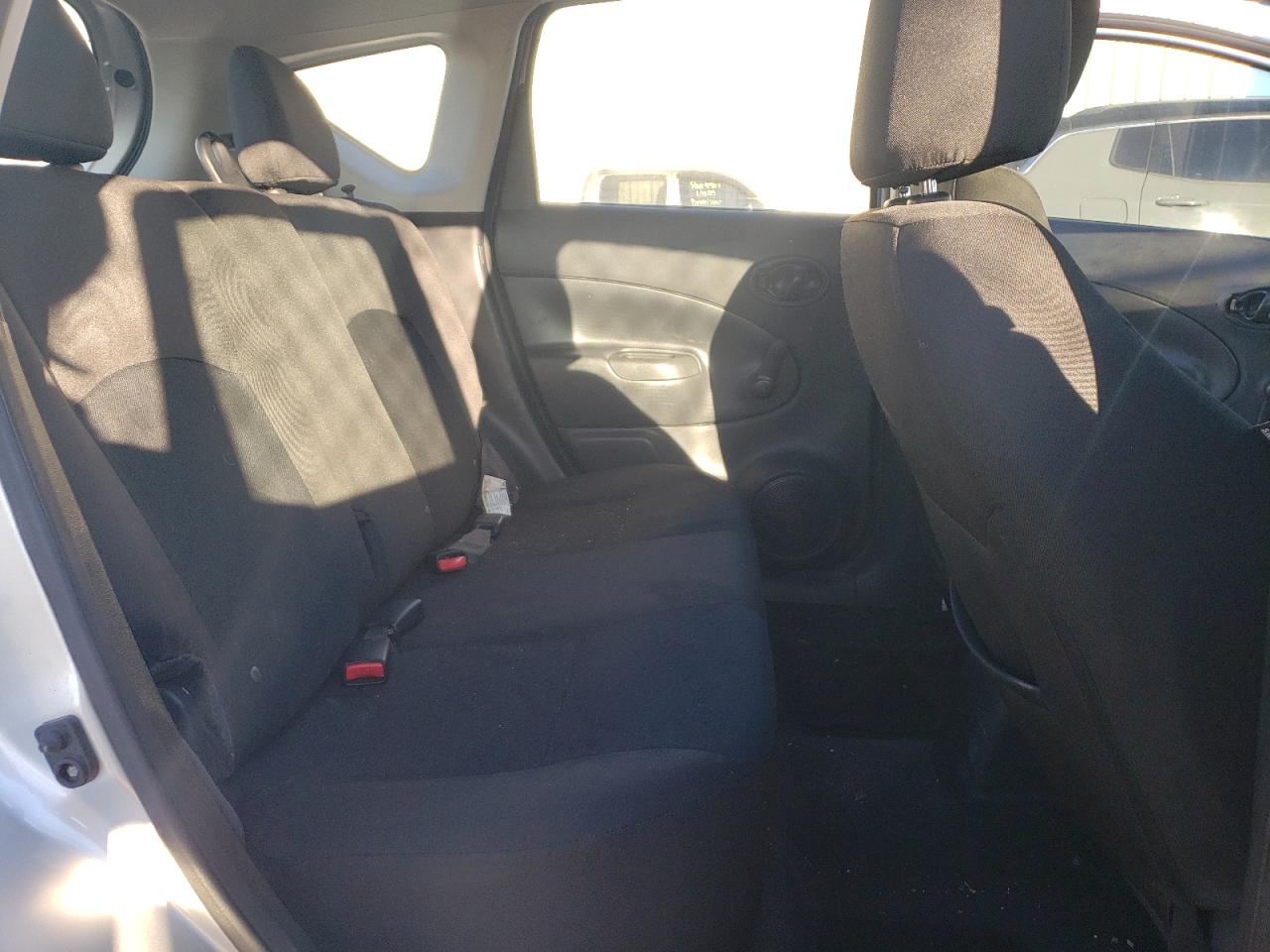 2017 Nissan Versa - Image 10