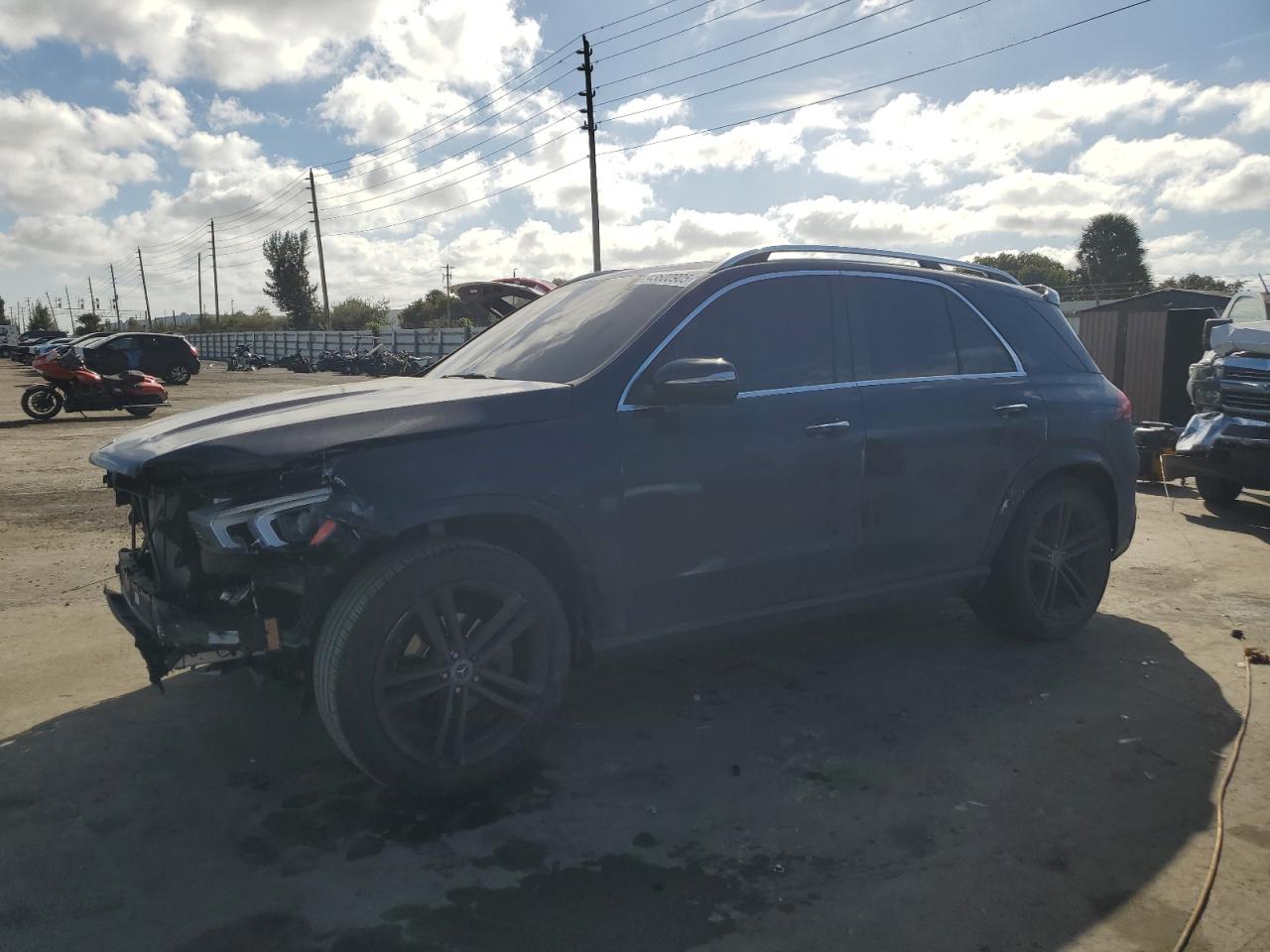2021 Mercedes-Benz GLE - Image 1