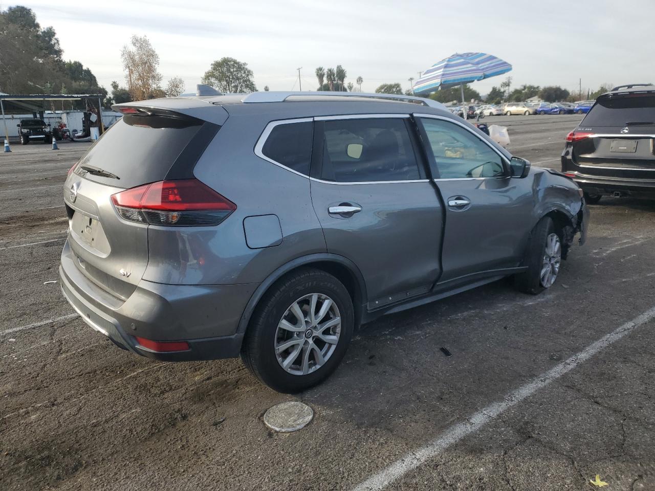 2019 Nissan Rogue - Image 3
