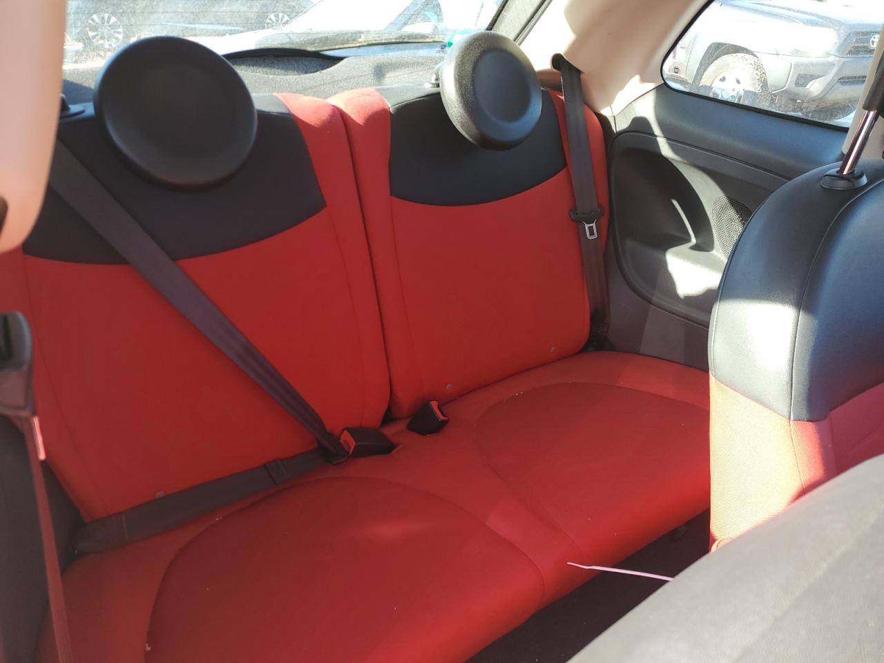 2012 Fiat 500 - Image 10