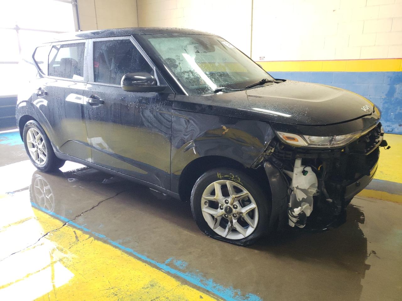 2022 Kia Soul - Image 4