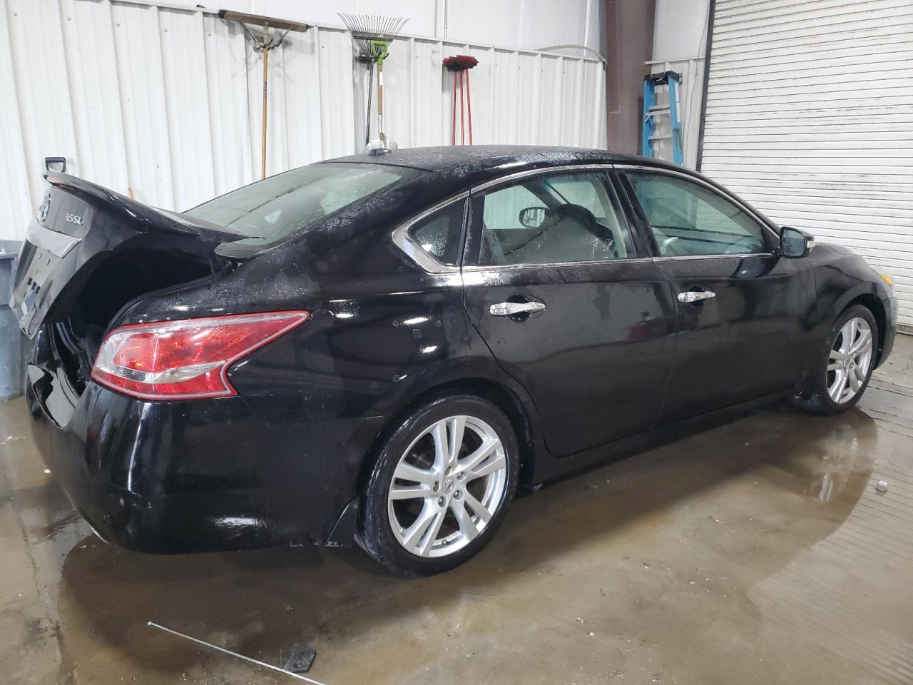 2013 Nissan Altima - Image 3