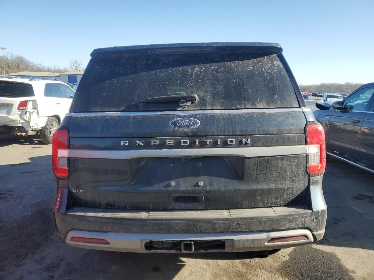 2022 Ford Expedition - Image 6