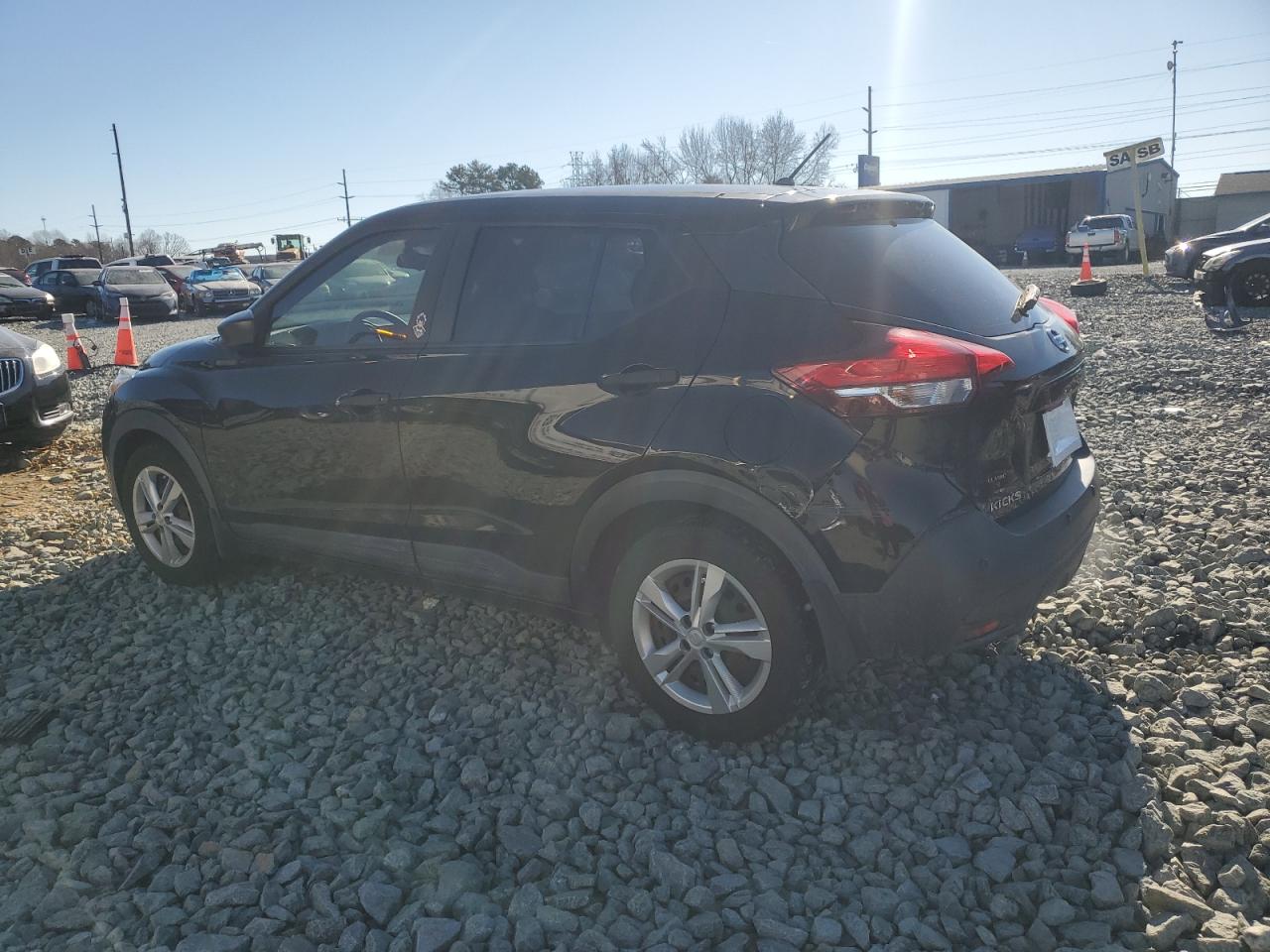 2020 Nissan Kicks - Image 2
