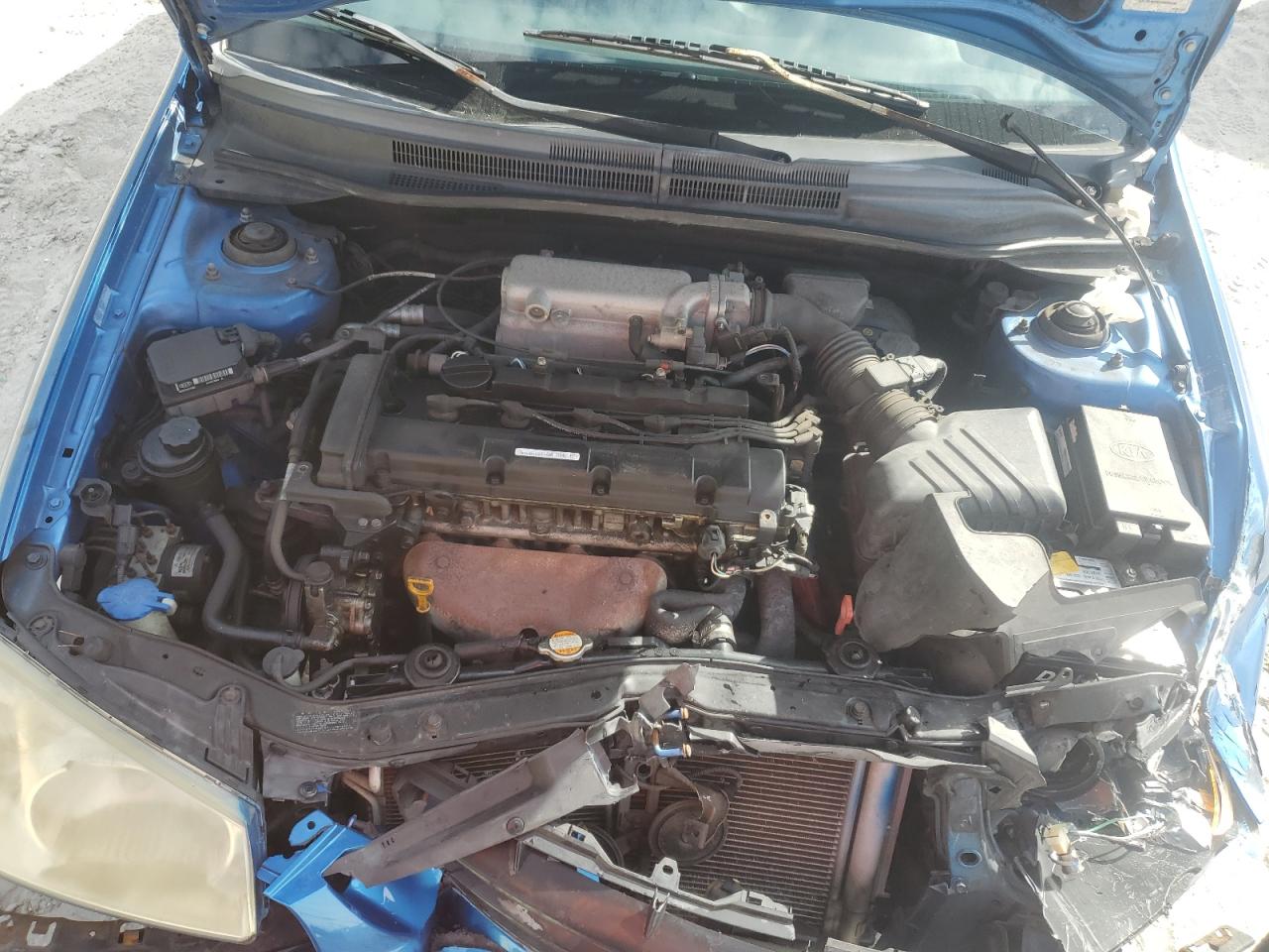 2006 Kia Spectra - Image 12