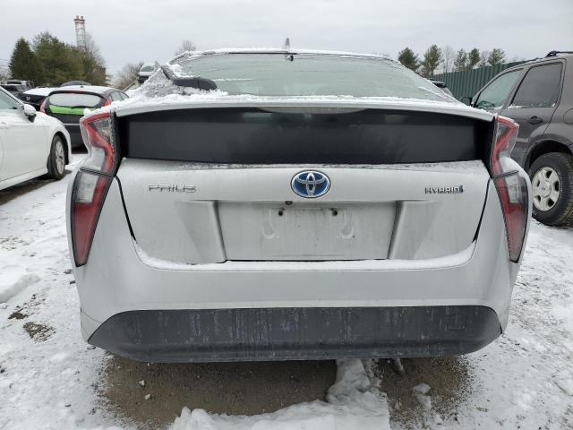  TOYOTA PRIUS 2016 Srebrny