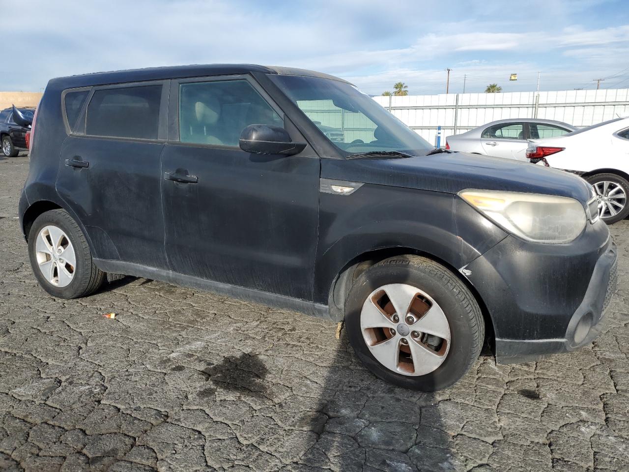 VIN KNDJN2A29E7101960 2014 KIA SOUL no.4