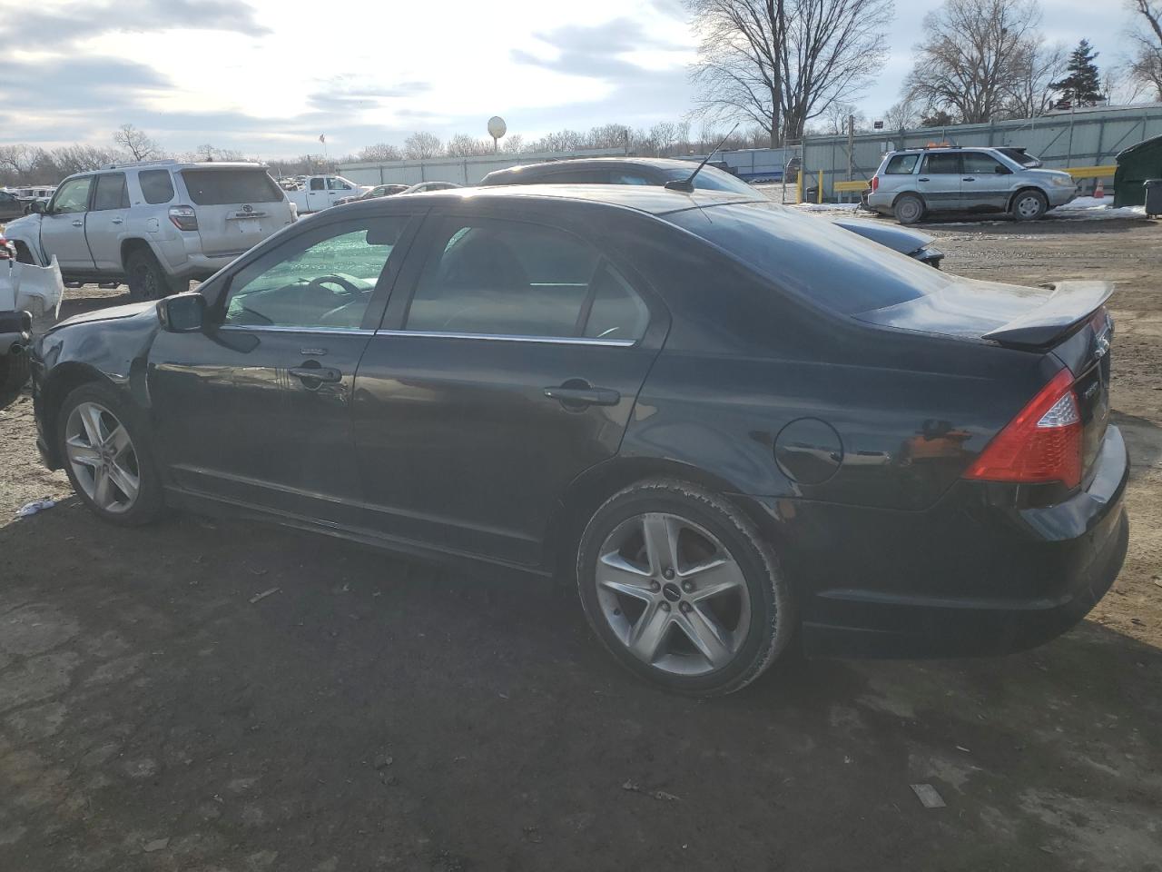 2010 Ford Fusion - Image 2