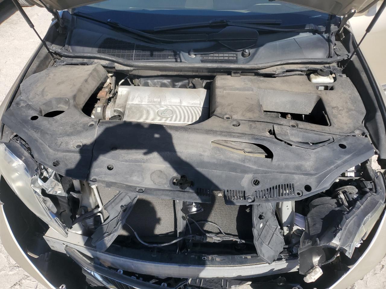 2011 Lexus RX - Image 12