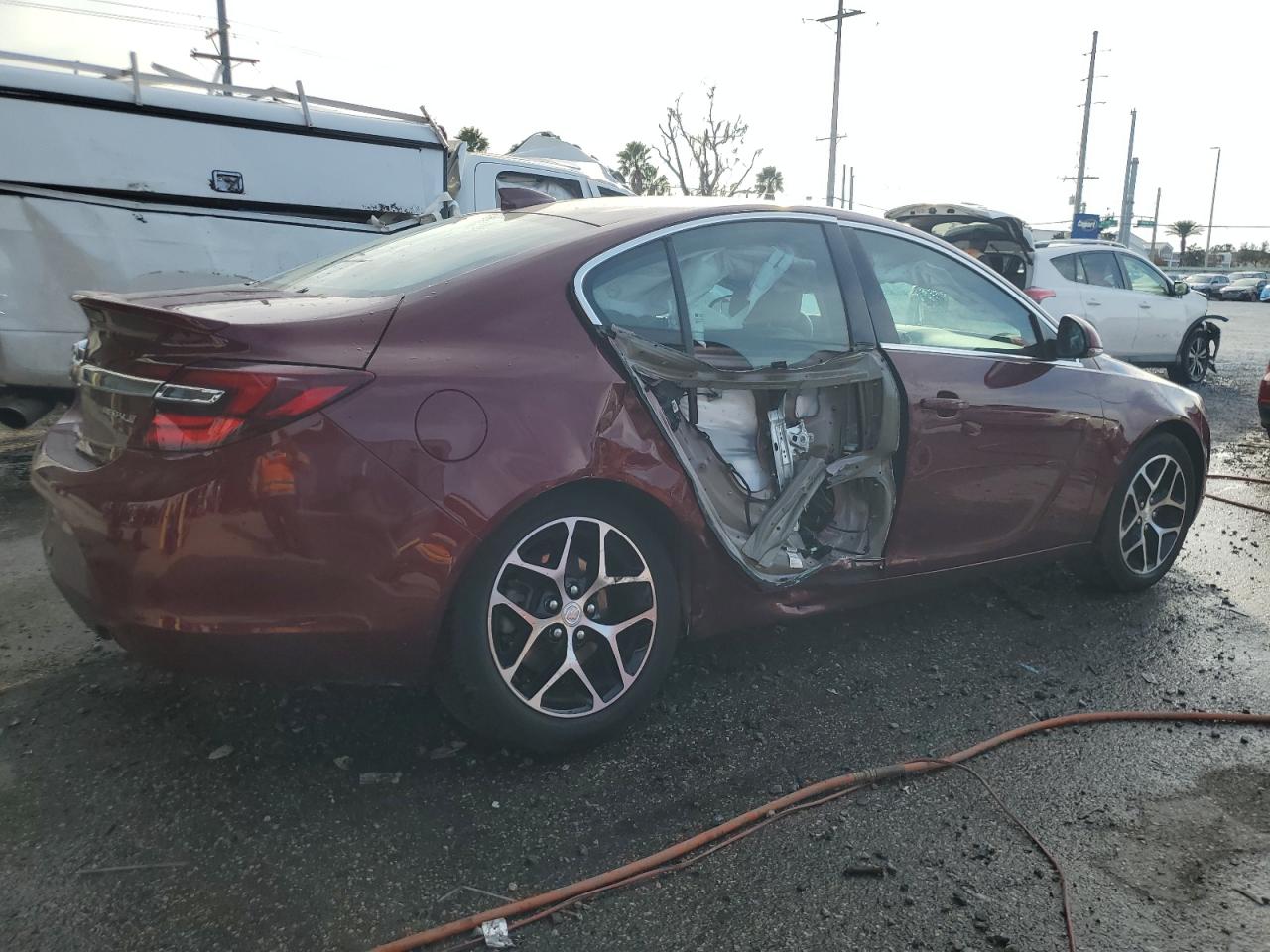 2017 Buick Regal - Image 3