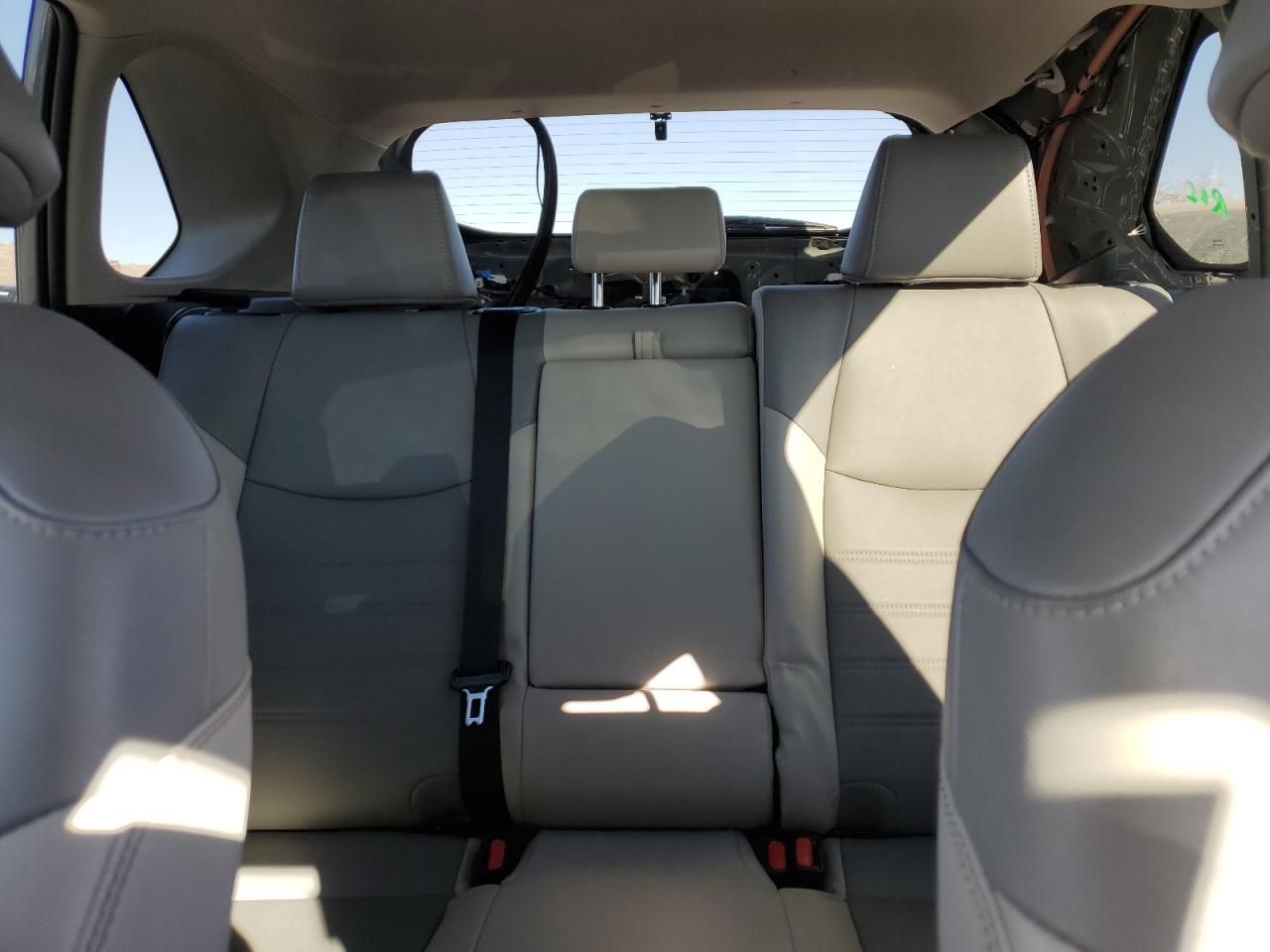 2022 Toyota RAV 4 - Image 10