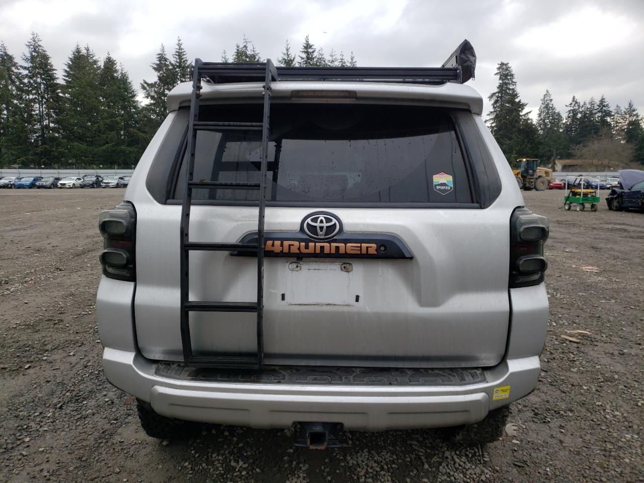 2018 Toyota 4Runner - Image 6