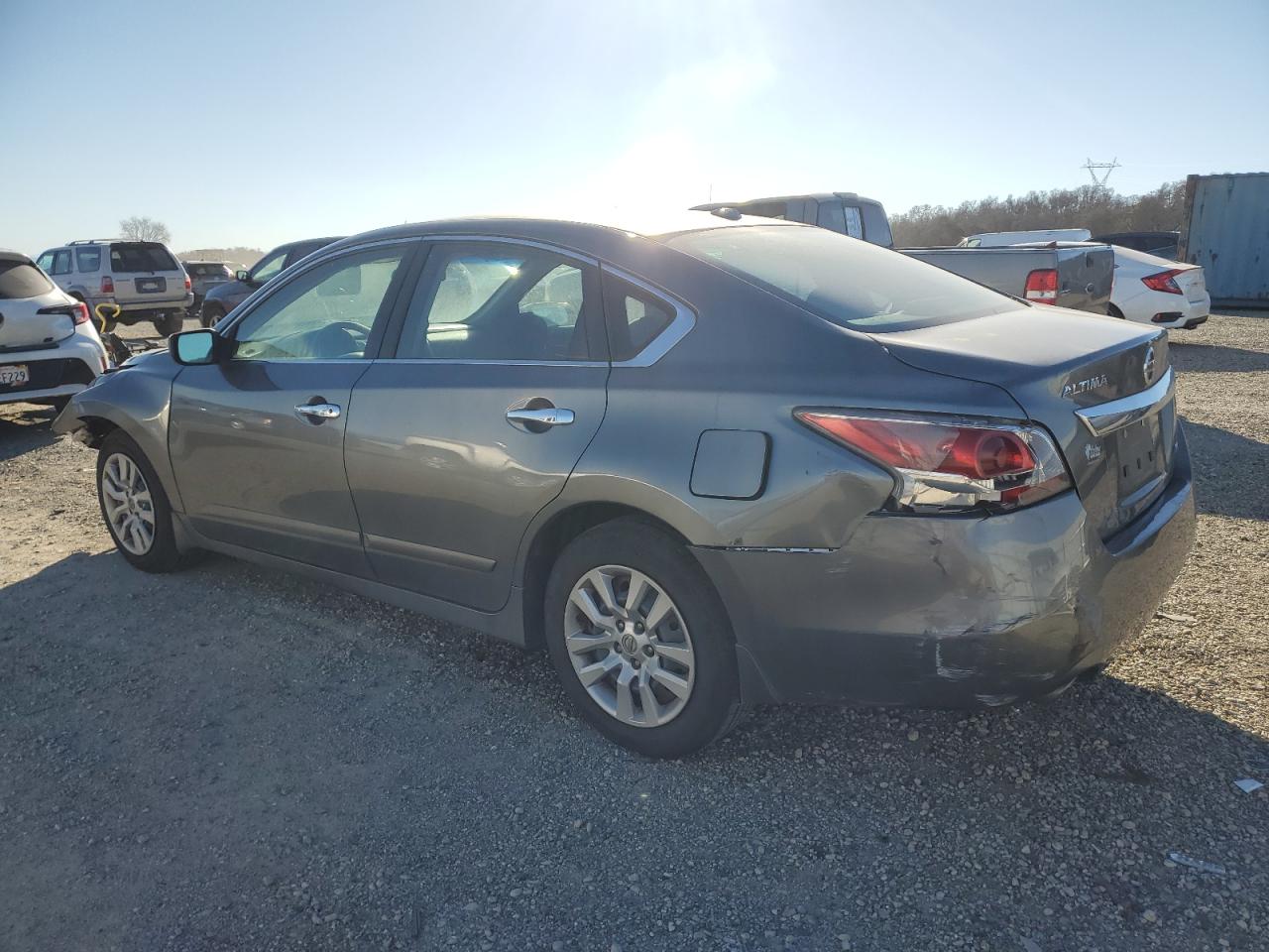 2014 Nissan Altima - Image 2