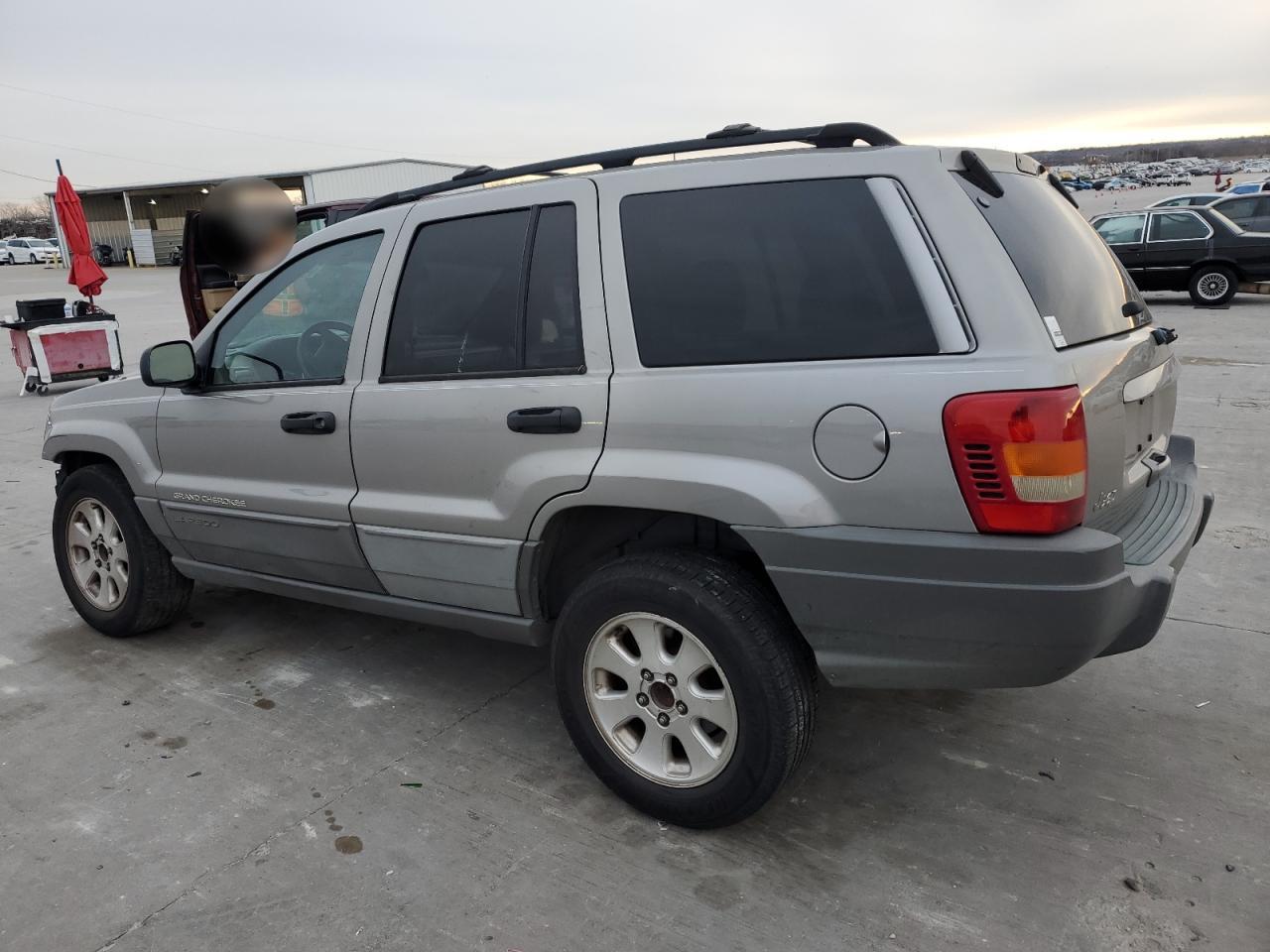 2001 Jeep Grand Cherokee - Image 2