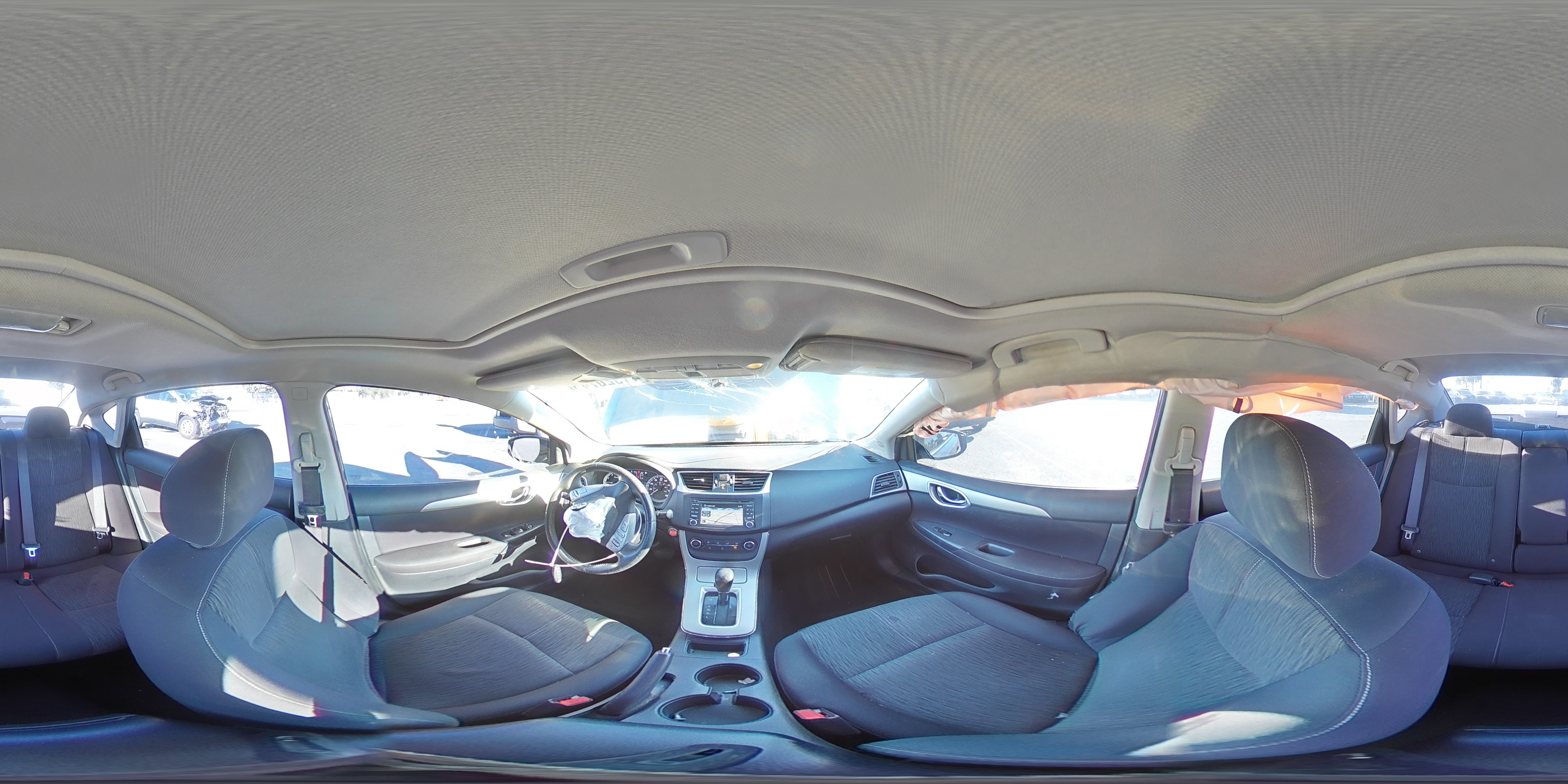 2015 Nissan Sentra - Image 13