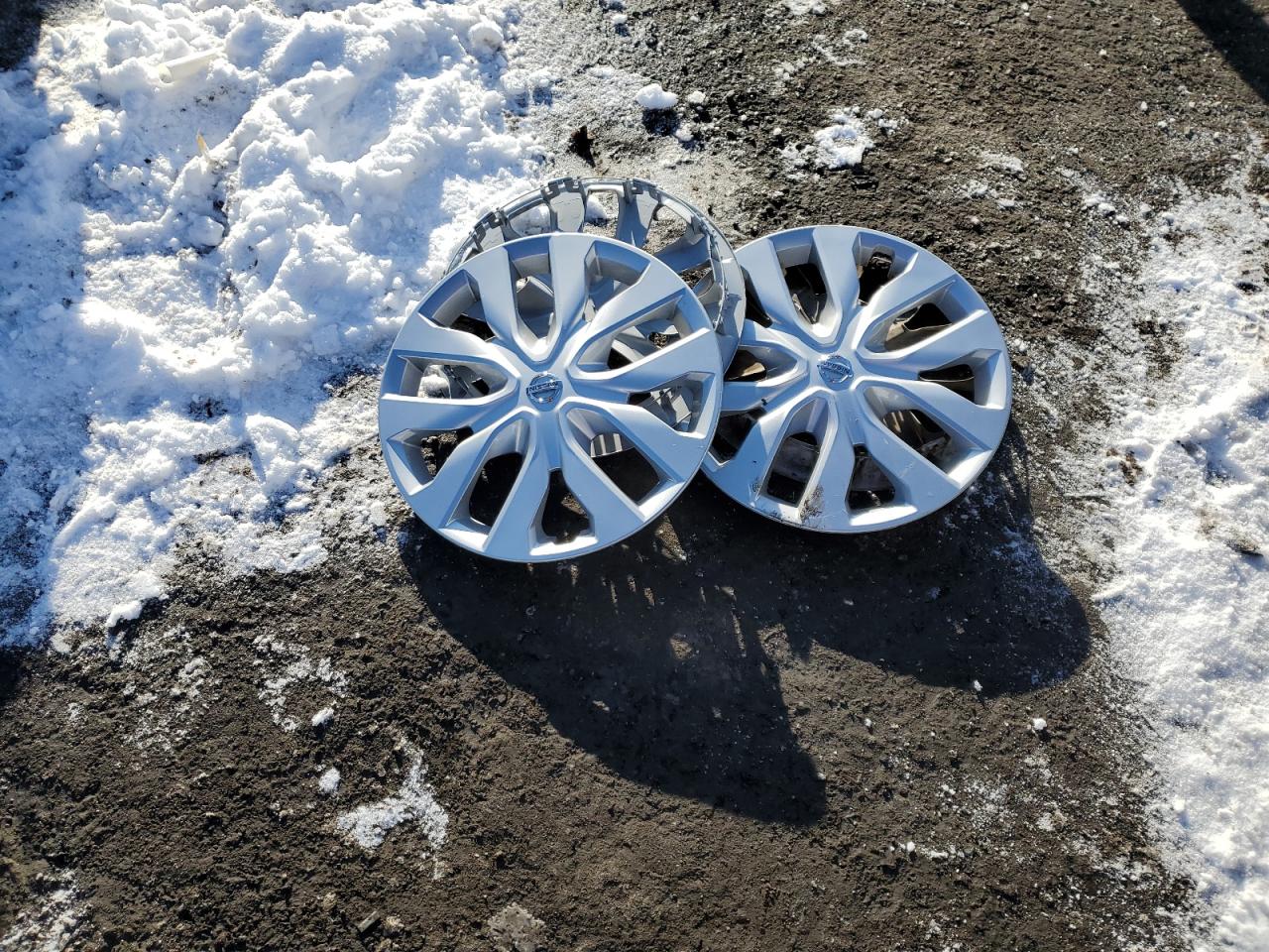 2018 Nissan Rogue - Image 13