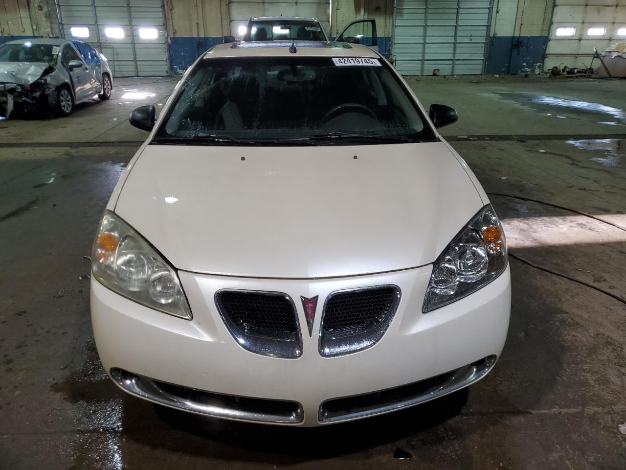 2009 Pontiac G6 - Image 5