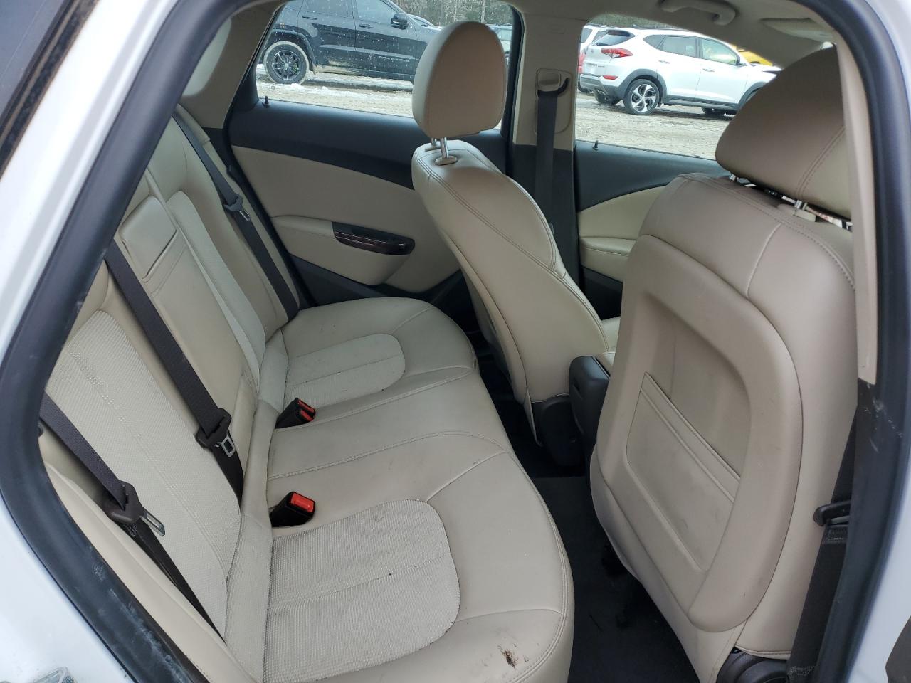 2014 Buick Verano - Image 10