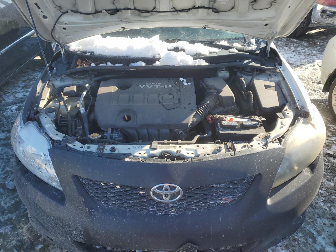 2010 Toyota Corolla - Image 11