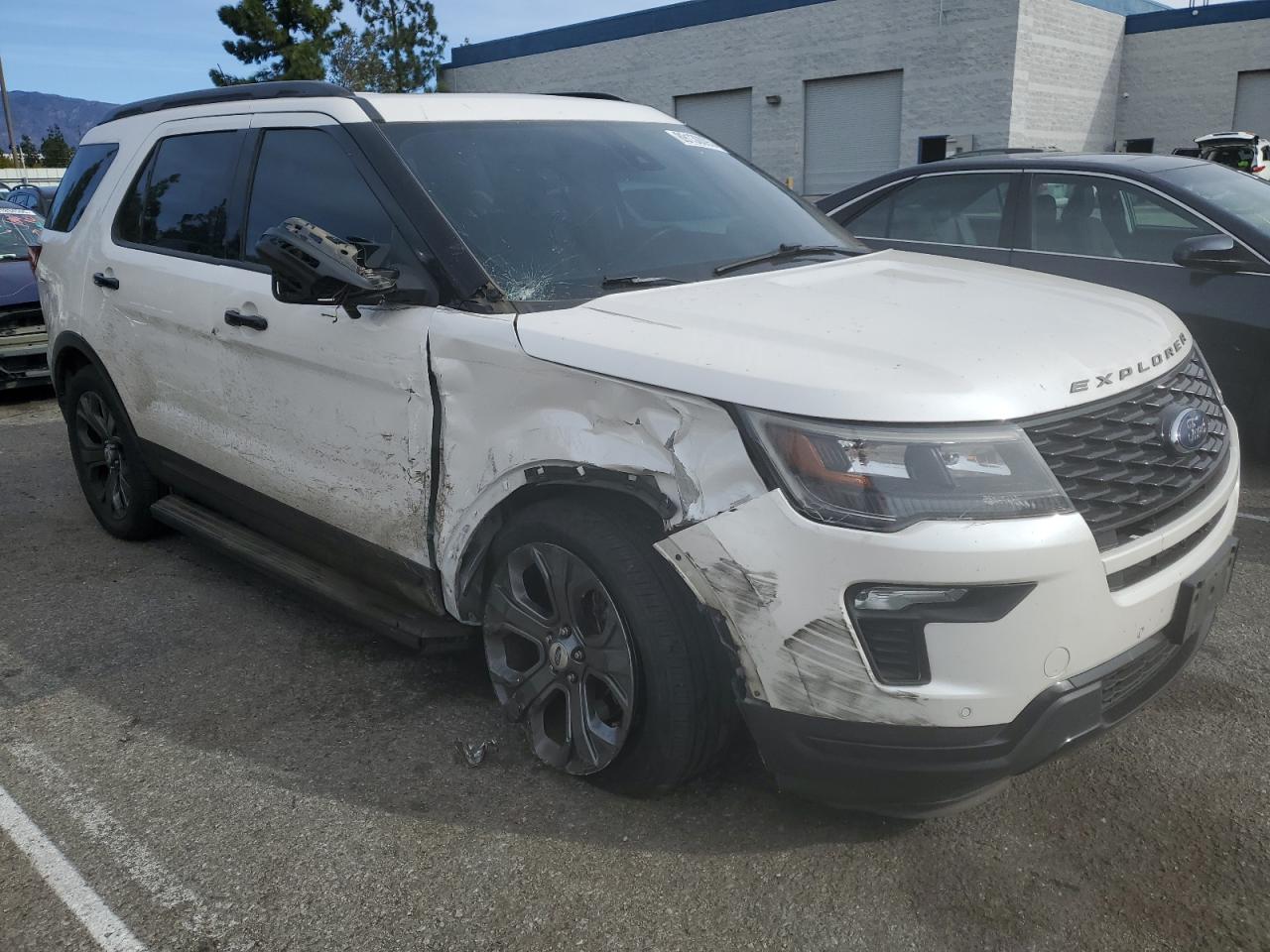 2018 Ford Explorer - Image 4
