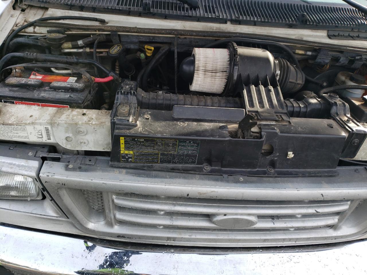 2003 Ford Econoline - Image 11